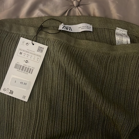 〰️ zara skirt | nwt - Picture 3 of 3